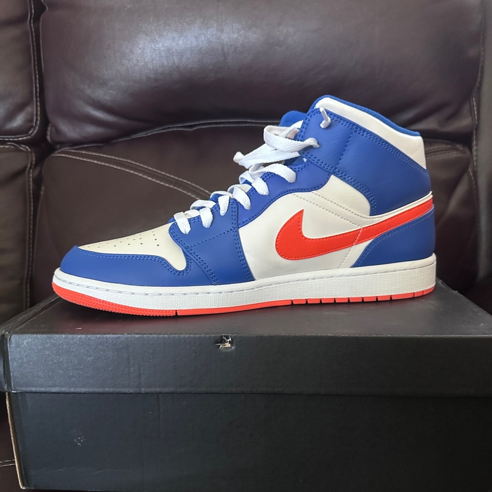 Nike High-Top Sneakers in Blue and Red Mid Ones